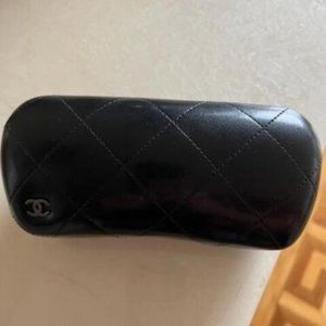 Chanel CC Black Quilted Eyeglasses Sunglasses Large Clamshell Empty Case